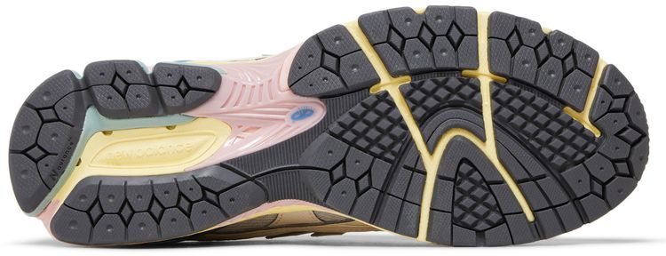 New Balance 1906U « Bleu Angora Rose »