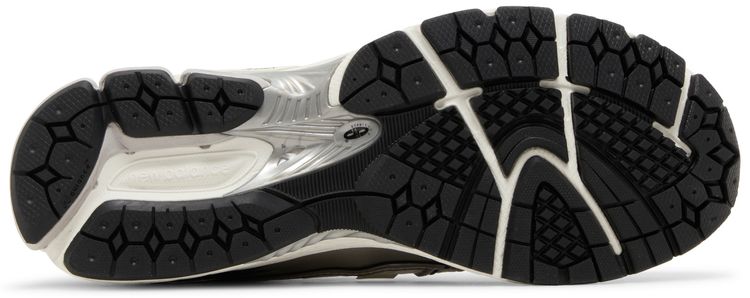 New Balance 1906R Argent Métallisé Noir