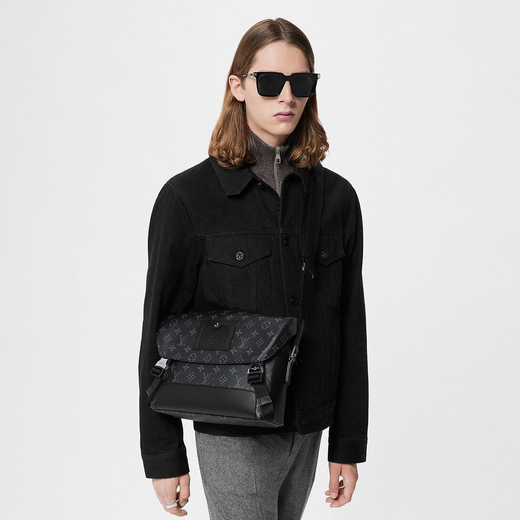 Louis Vuitton Messenger MM – Monogram Eclipse