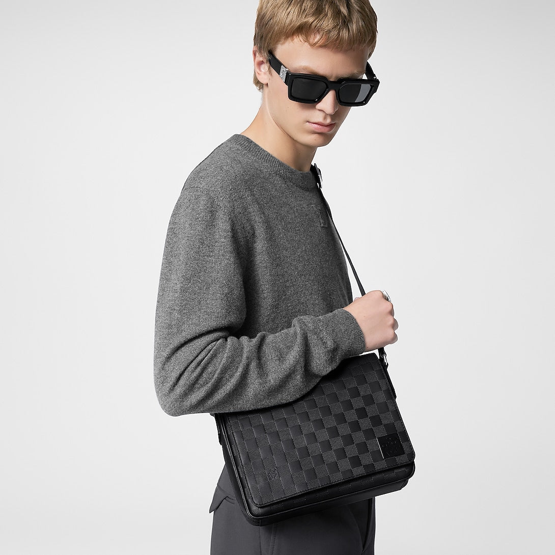 Sac messager Louis Vuitton en cuir Damier Infini noir