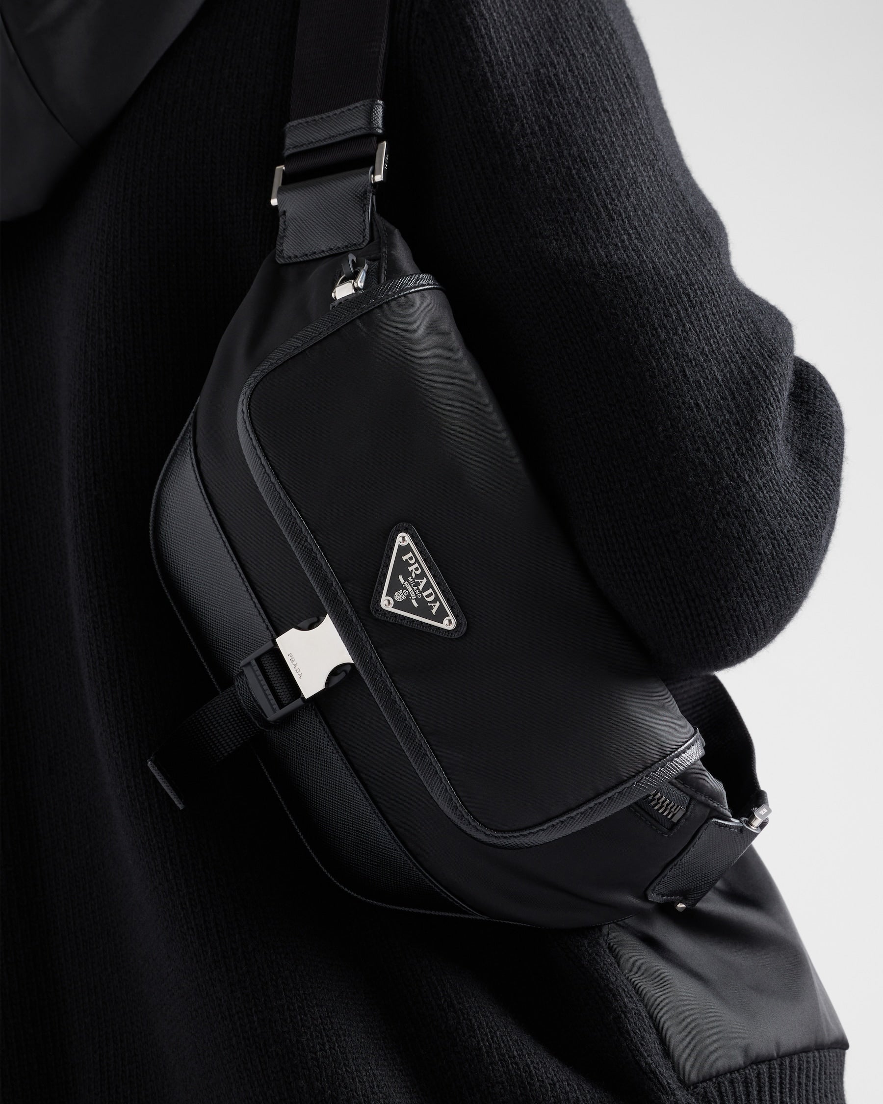 Sac porté épaule en Re-Nylon et cuir Saffiano